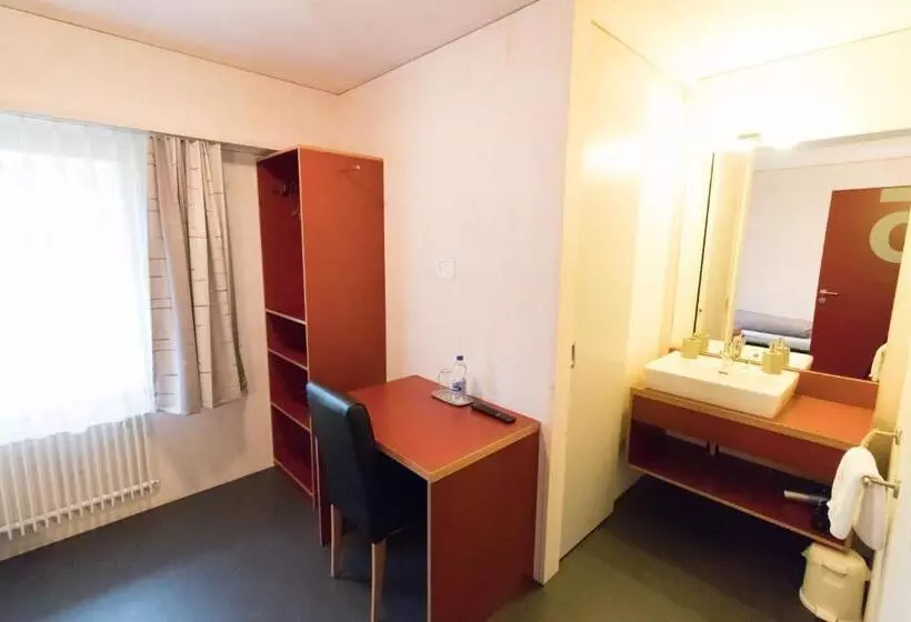 ベッドアンドブレックファースト Gasthaus Ochsen