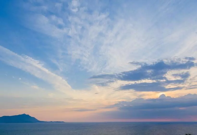 Majatalo Al Chiar Di Luna