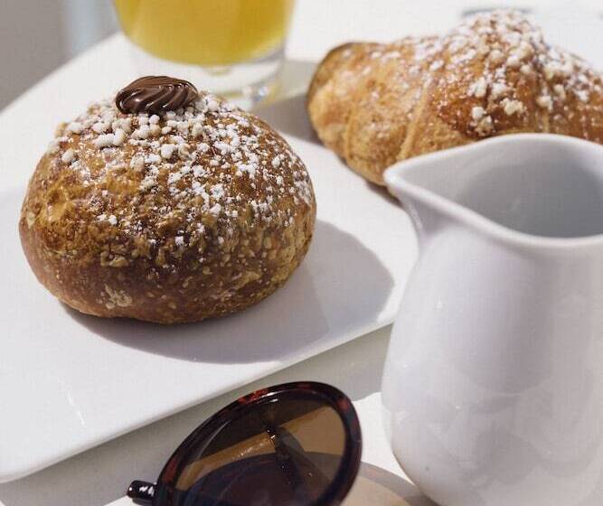 ペンション Al Chiar Di Luna