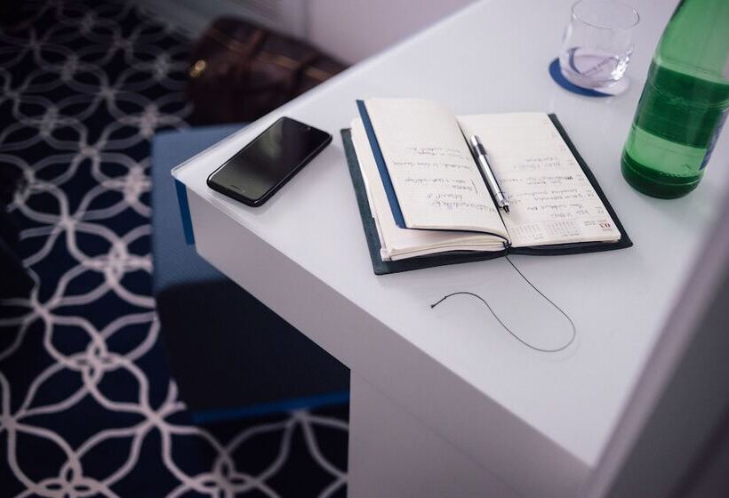 ペンション Al Chiar Di Luna