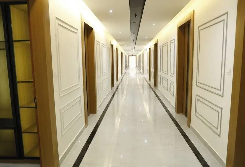 Devansh Palace And Resort