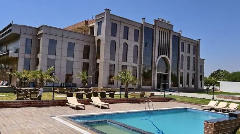 Devansh Palace And Resort
