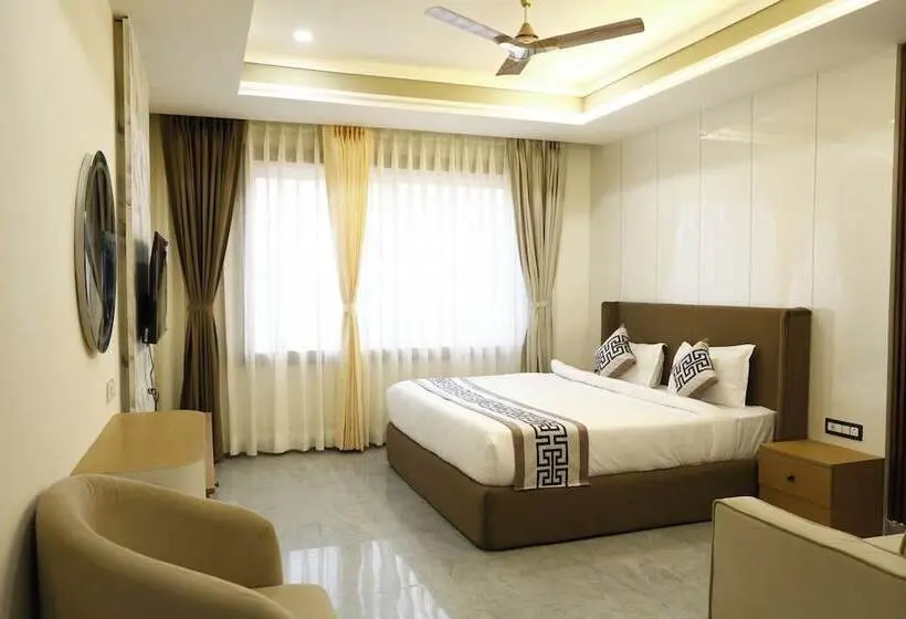 Devansh Palace And Resort