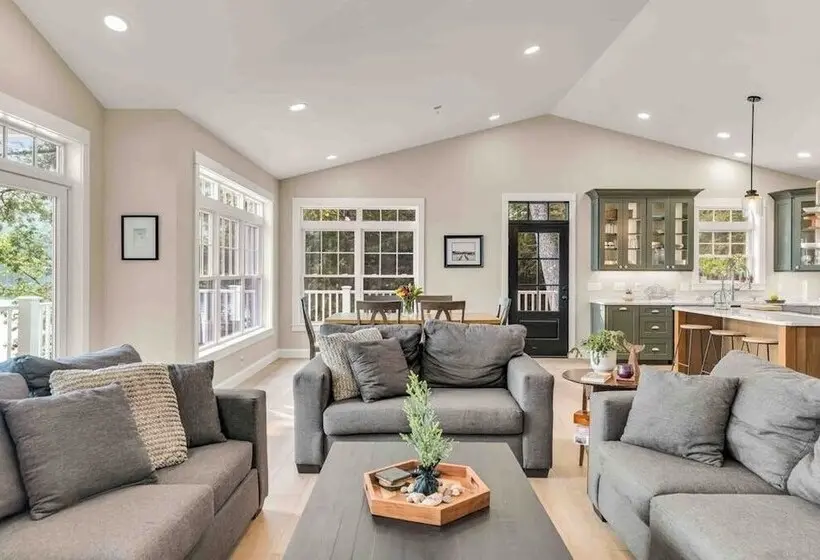Elegant Lakefront Home Near Bar Harbor & Acadia With Modern Kitchen, Lake Views