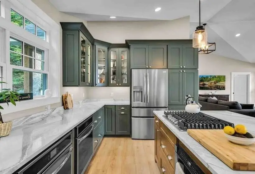 Elegant Lakefront Home Near Bar Harbor & Acadia With Modern Kitchen, Lake Views
