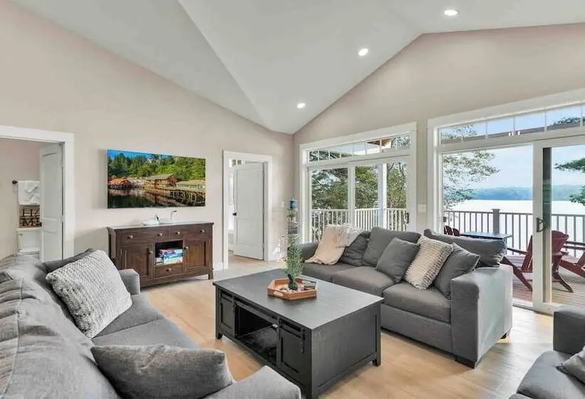 Elegant Lakefront Home Near Bar Harbor & Acadia With Modern Kitchen, Lake Views