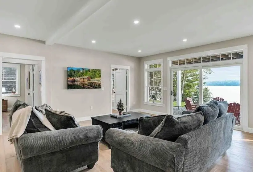 Elegant Lakefront Home Near Bar Harbor & Acadia With Modern Kitchen, Lake Views