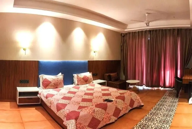 Harsha Beach Hotel By Eutopia