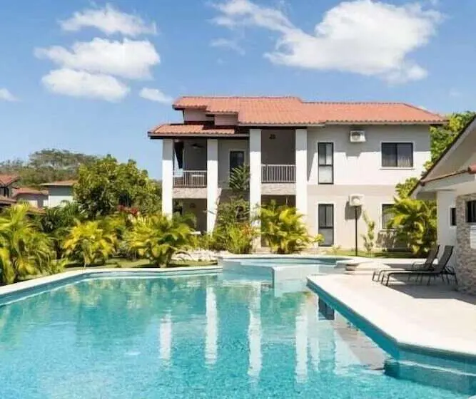 Horizon Homes By Suerte Tour