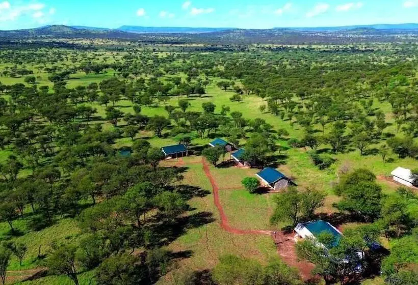 هتل Maboresho Tented Camp