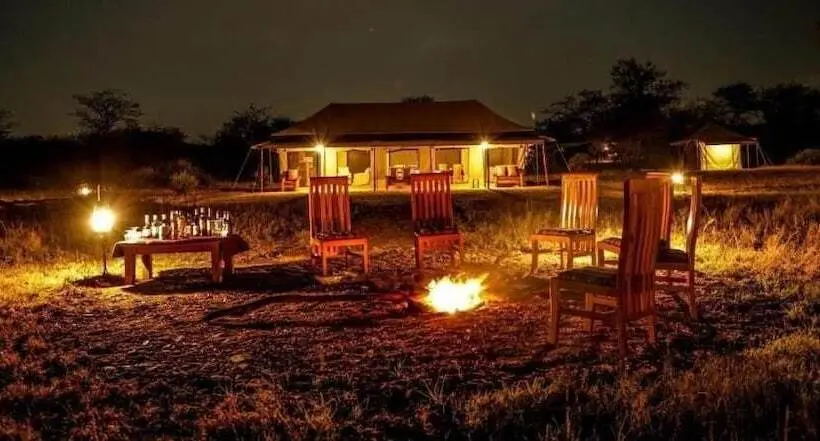 هتل Maboresho Tented Camp