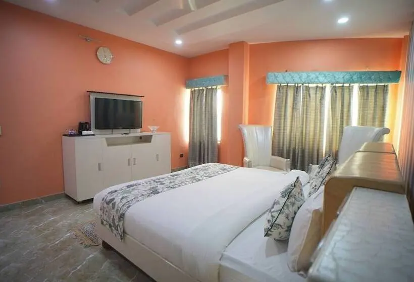 Msg Hotels And Resorts
