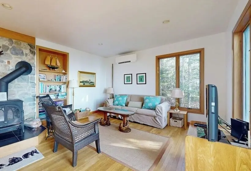 Oceanfront Home With Water Views   Central Ac, Washer/dryer & Beach Access