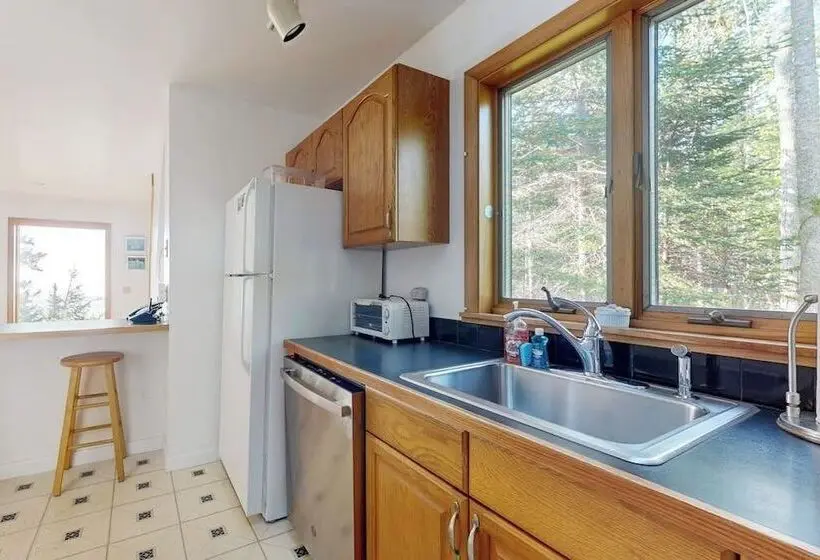 Oceanfront Home With Water Views   Central Ac, Washer/dryer & Beach Access