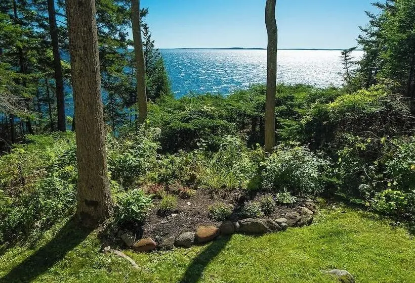Oceanfront Home With Water Views   Central Ac, Washer/dryer & Beach Access