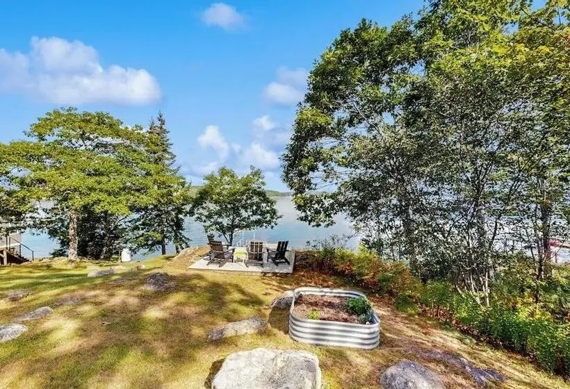 Waterfront Paradise With Dock, Big Yard, Sundeck & Epic Bay Views Dog Friendly