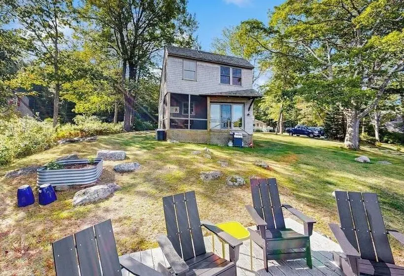 Waterfront Paradise With Dock, Big Yard, Sundeck & Epic Bay Views Dog Friendly