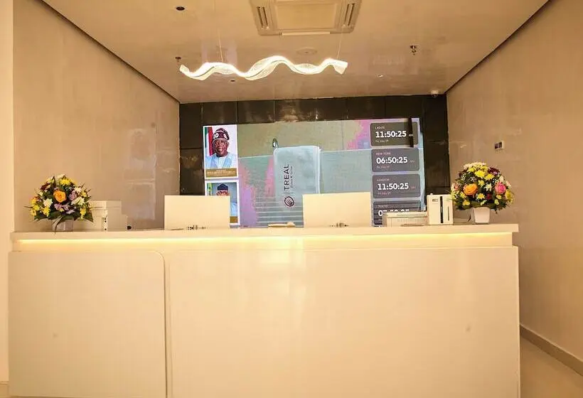 هاستل Treal Hotels & Suites