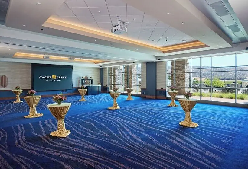 Hotelli Cache Creek Casino Resort