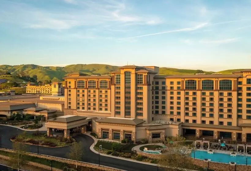 Hotelli Cache Creek Casino Resort
