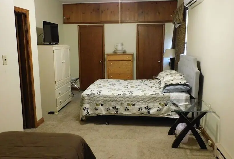 ホテル Historic Matewan House Lodging