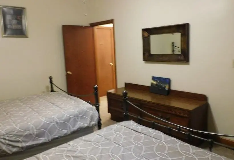 ホテル Historic Matewan House Lodging