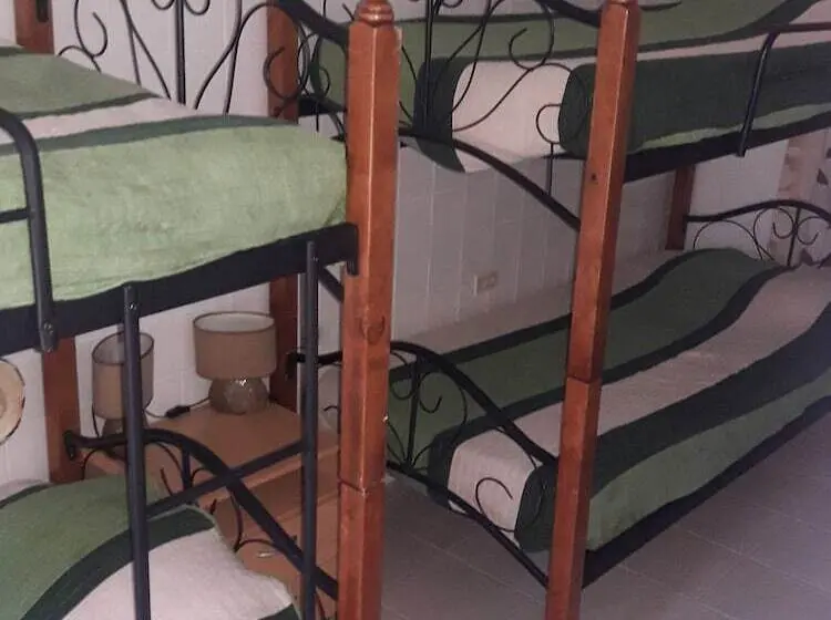 Weaving Mill Aruba Hostel Bed And Coffee
