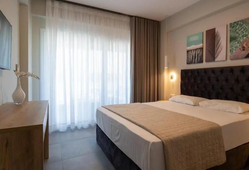 ホテル Astra Sarti Luxury Suites