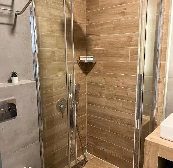 ホテル Astra Sarti Luxury Suites