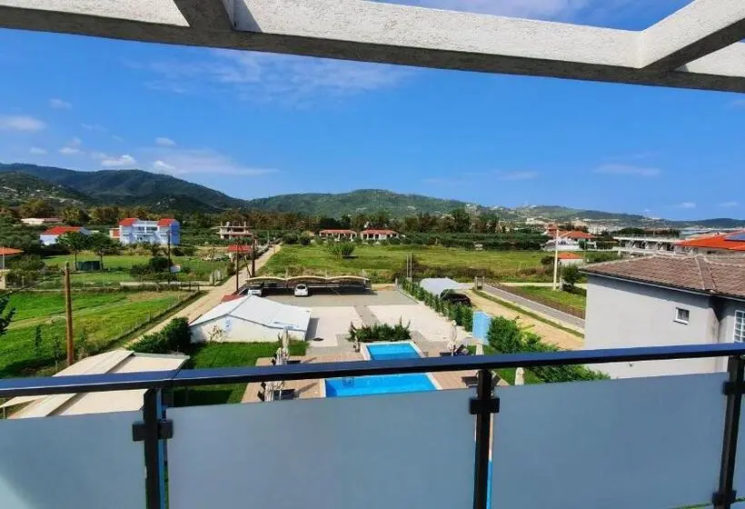 ホテル Astra Sarti Luxury Suites