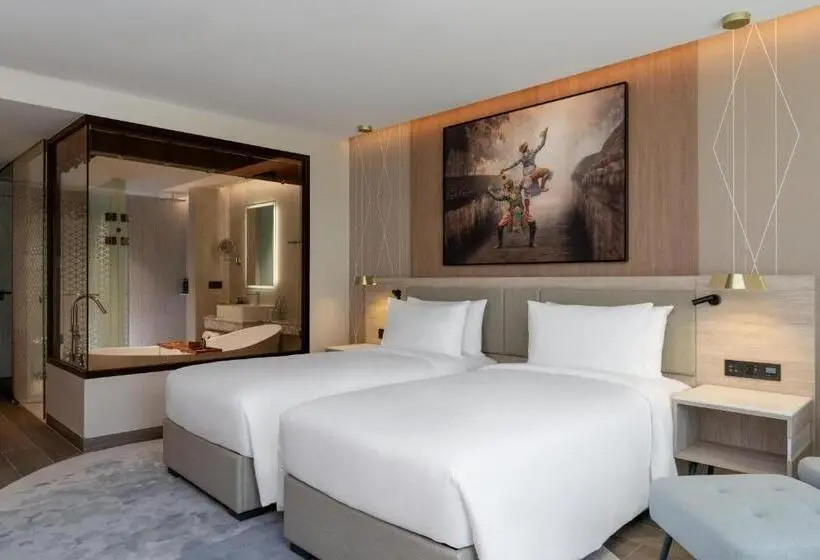 هتل Radisson Blu Resort, Phuket Mai Khao Beach