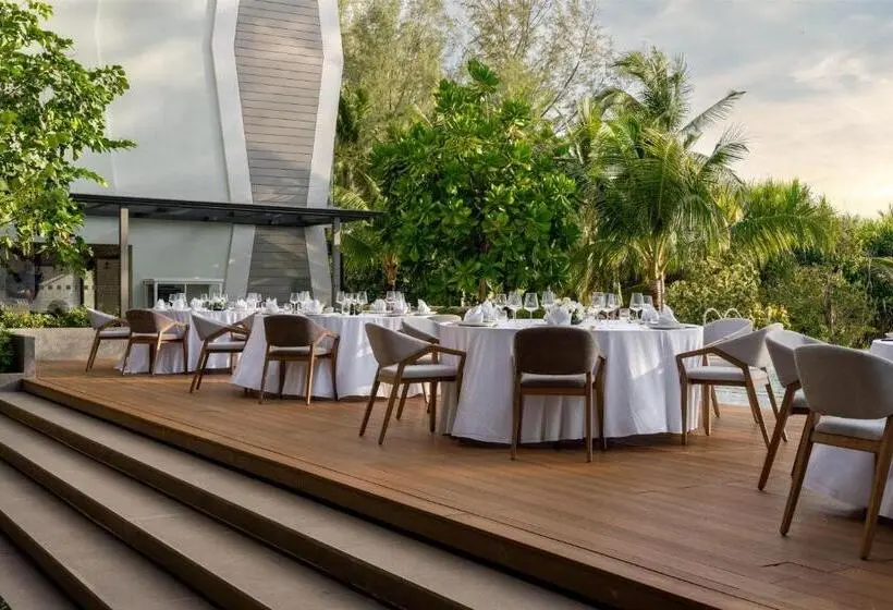 هتل Radisson Blu Resort, Phuket Mai Khao Beach