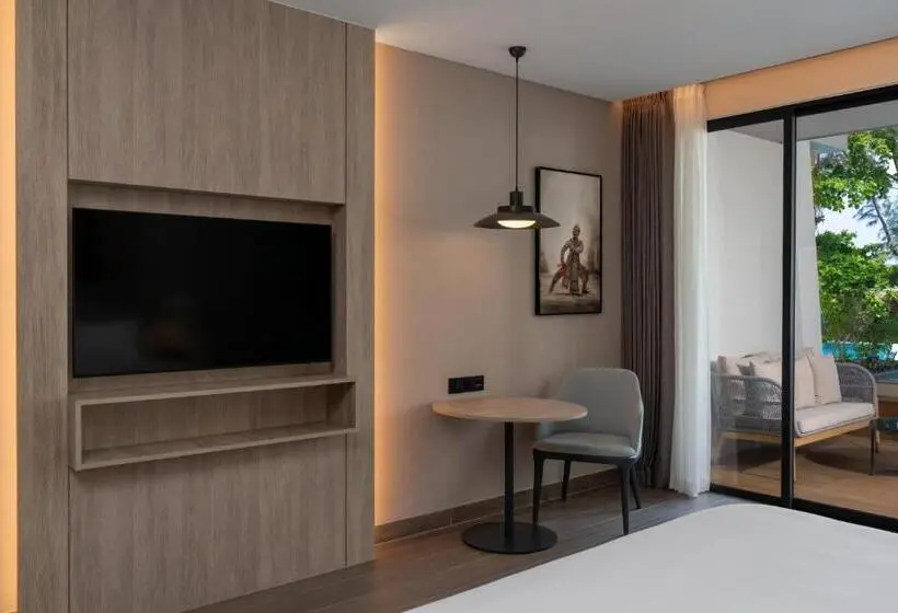 هتل Radisson Blu Resort, Phuket Mai Khao Beach