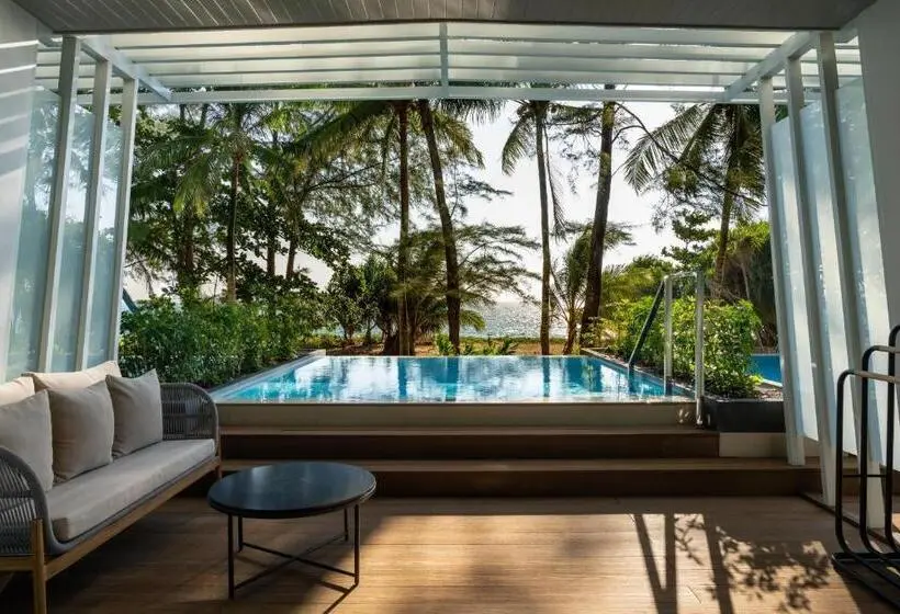 هتل Radisson Blu Resort, Phuket Mai Khao Beach