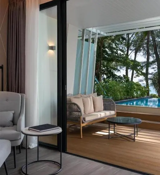 هتل Radisson Blu Resort, Phuket Mai Khao Beach