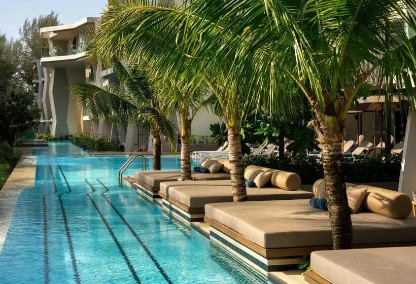 هتل Radisson Blu Resort, Phuket Mai Khao Beach