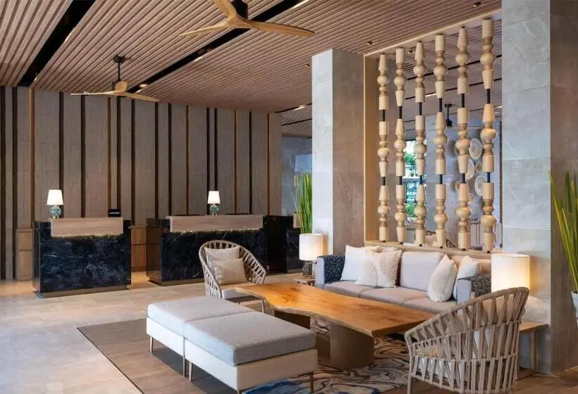 هتل Radisson Blu Resort, Phuket Mai Khao Beach