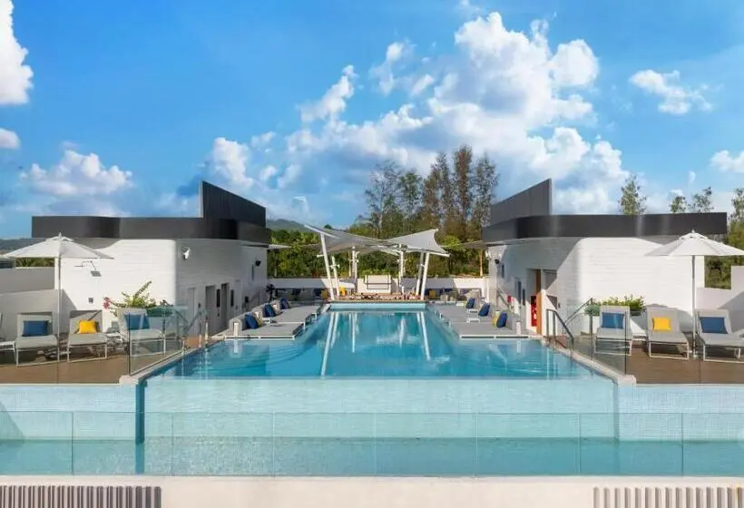 هتل Radisson Blu Resort, Phuket Mai Khao Beach