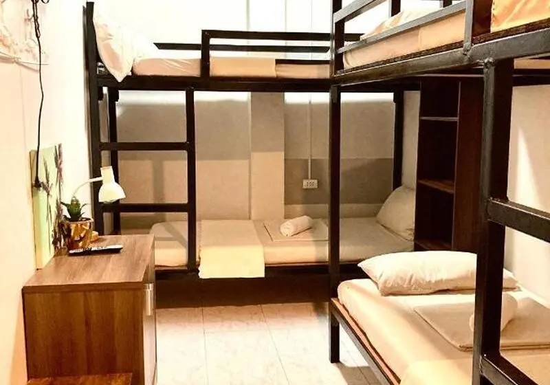 ホテル Hometel Barrio House Mactan