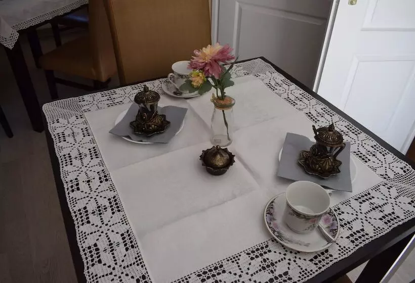 Orient Apartmanház