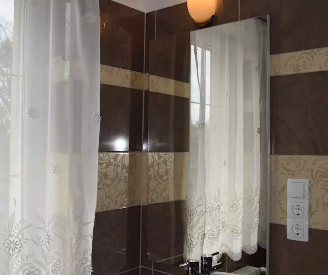Orient Apartmanház
