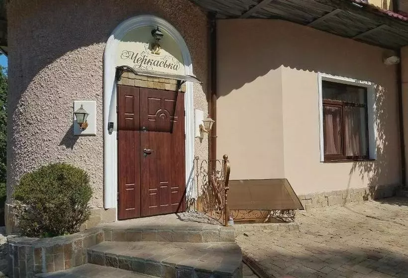 Apart Otel  Na Cherkasskoi