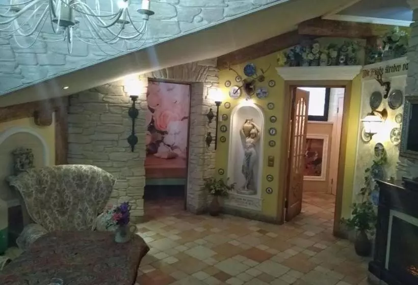 Apart Otel  Na Cherkasskoi