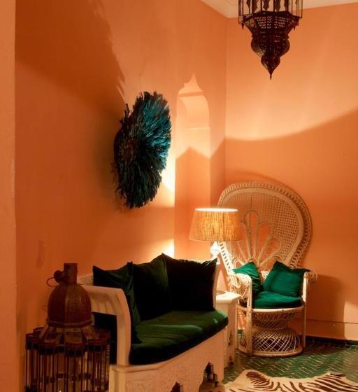 تختخواب و صبحانه The Bohemian Jungle