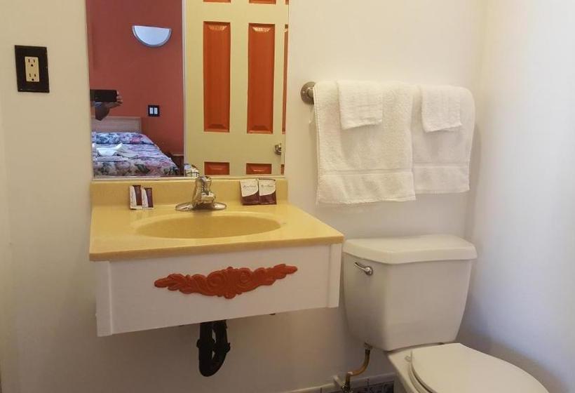 Deluxe Motel, Los Angeles Area