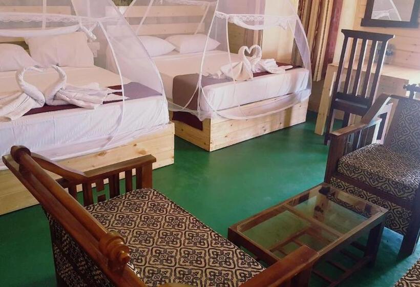 Hotel Alfresco Beach