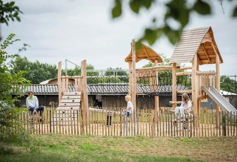 ホテル Huttopia Vallée Du Lot