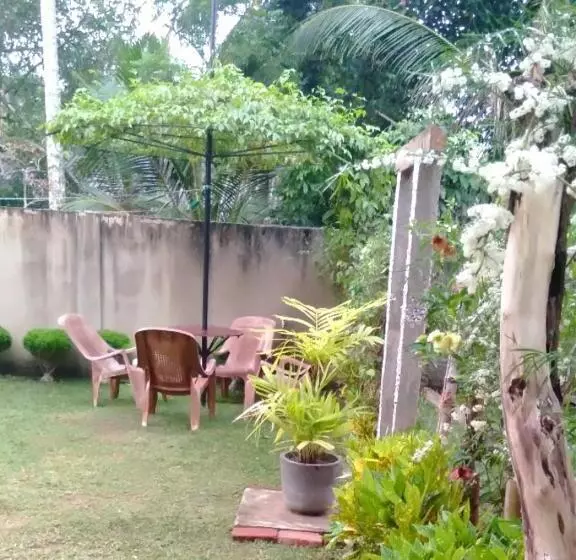 هاستل Sanithu Homestay Galle