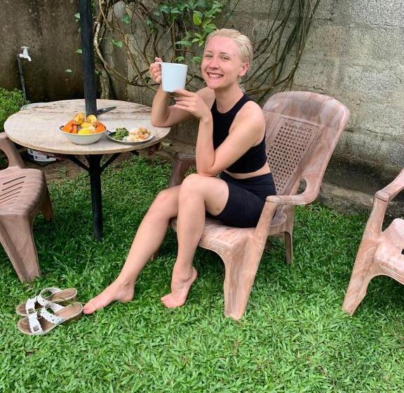 Общежитие Sanithu Homestay Galle