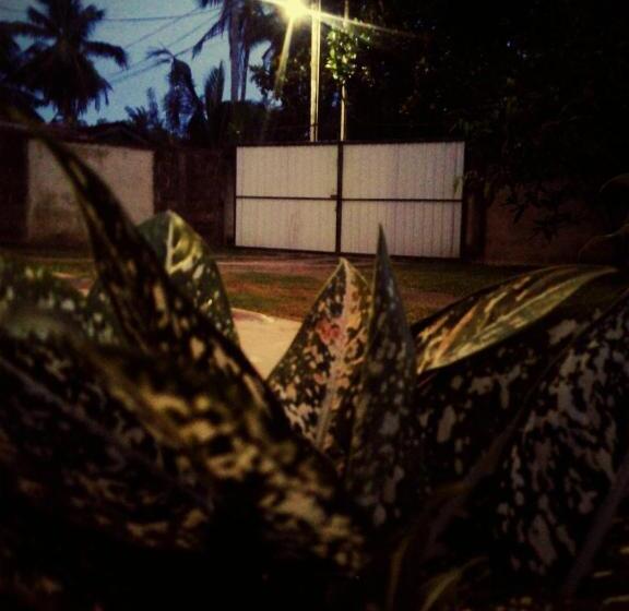 Общежитие Sanithu Homestay Galle